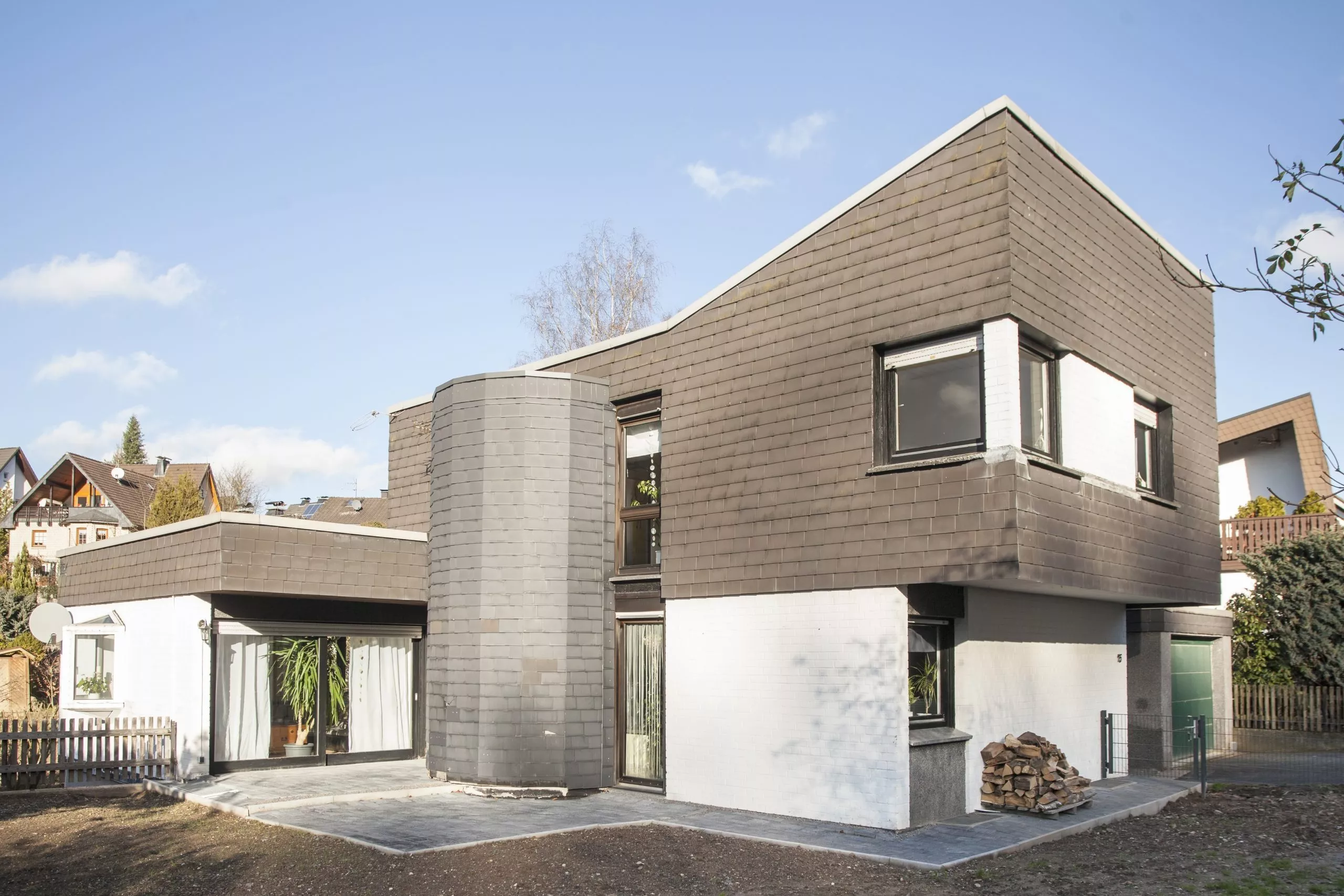 Volksbank immoXperten GmbH & Co. KG - Immobilienangebot - 57413 Finnentrop - Bamenohl - Einfamilienhaus mit Einliegerwohnung - Architektenhaus mit Flair in Bamenohl!