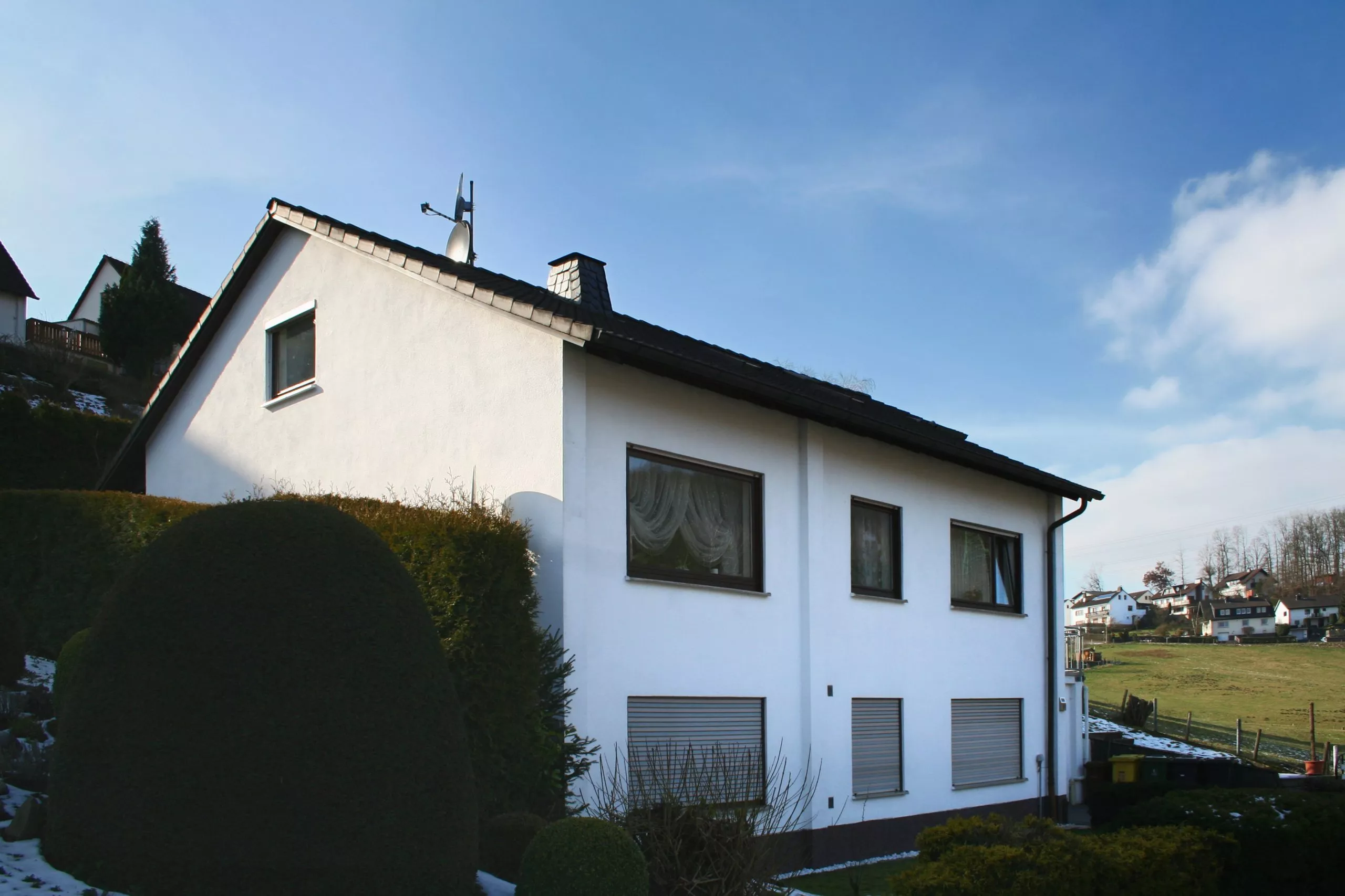Volksbank immoXperten GmbH & Co. KG - Immobilienangebot - 57413 Finnentrop - Heggen - Einfamilienhaus mit Einliegerwohnung - *NEU*: Flexibel nutzbares Wohnhaus mit Einliegerwohnung in Heggen!