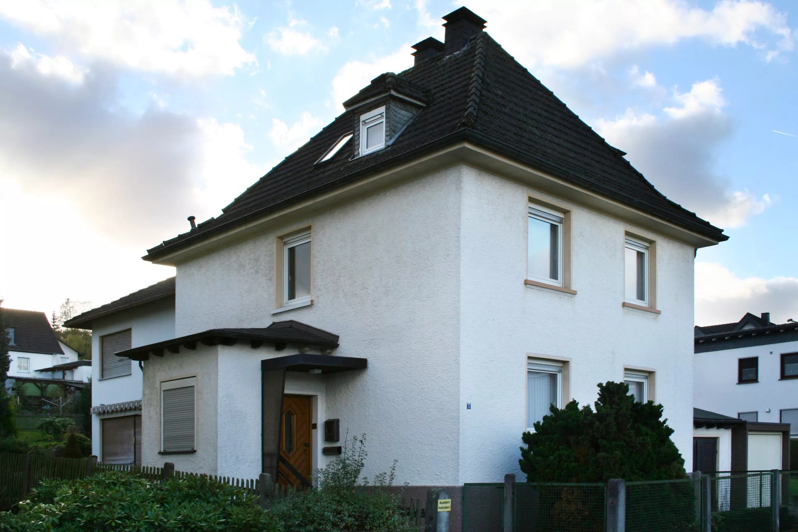 Volksbank immoXperten GmbH & Co. KG - Immobilienangebot - 57439 Attendorn - Attendorn-Ort - Häuser - Großzügiges Wohnhaus in Attendorn-Stadt!