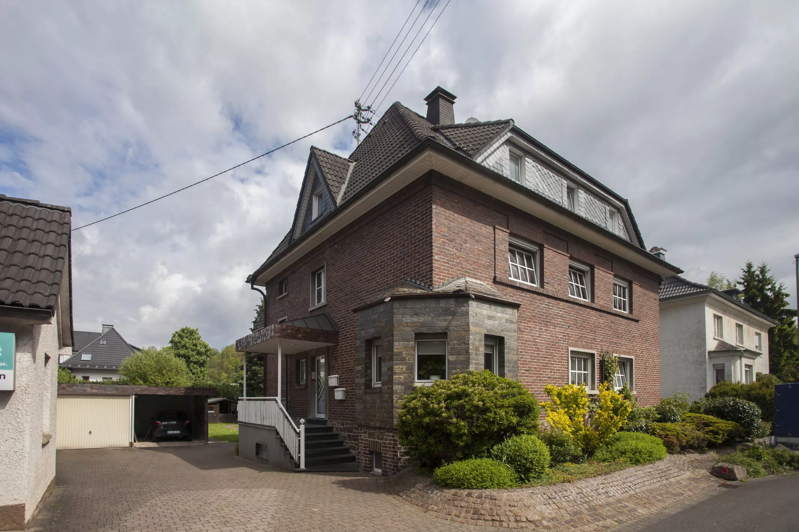Volksbank immoXperten GmbH & Co. KG - Immobilienangebot - 57368 Lennestadt - Grevenbrück - Häuser - *NEU*: Gemütliches Familienwohnhaus in Grevenbrück!