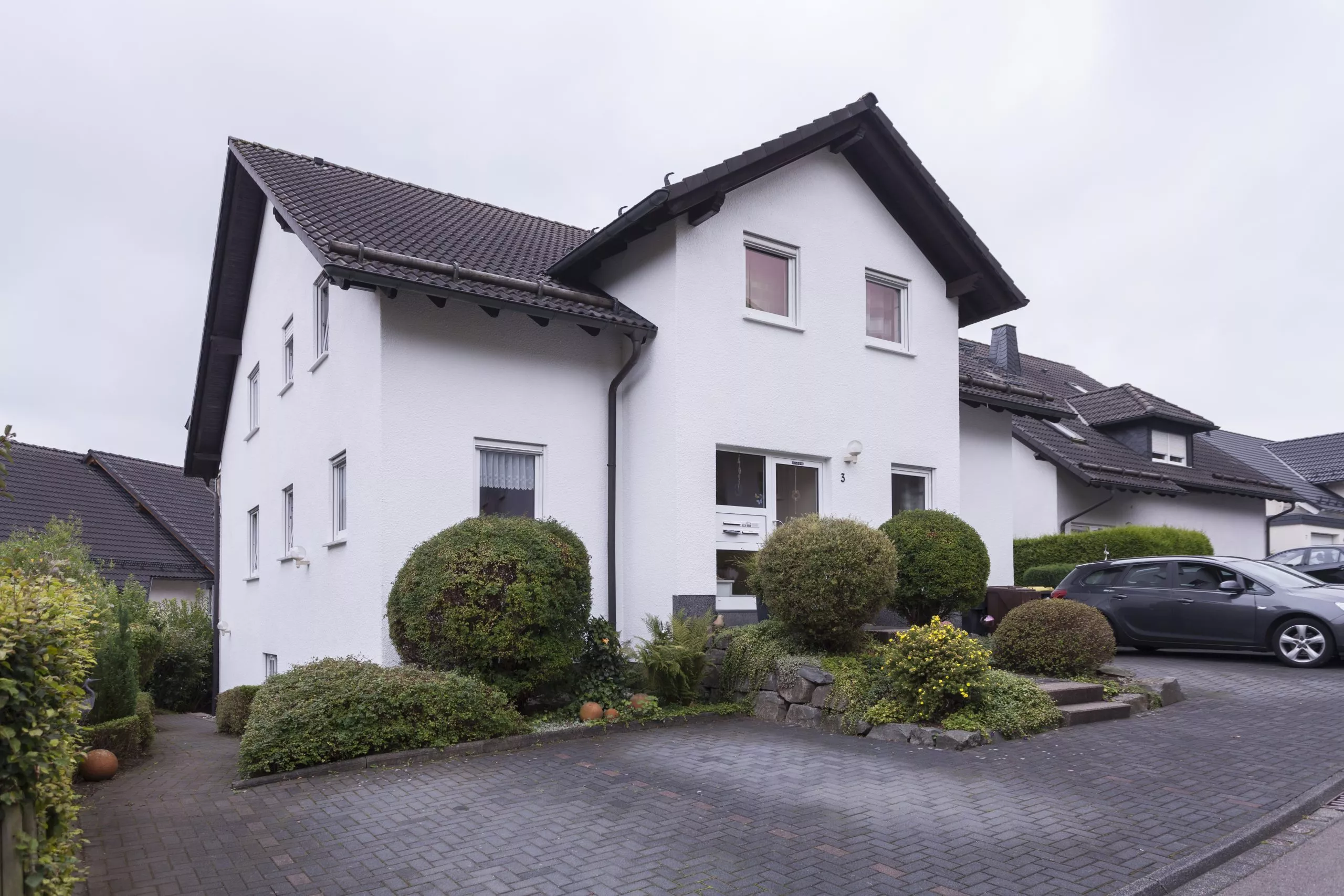 Volksbank immoXperten GmbH & Co. KG - Immobilienangebot - 57482 Wenden - Möllmicke - Wohnungen - *NEU*: Gepflegte Maisonette-Wohnung mit Ausblick über Wenden!