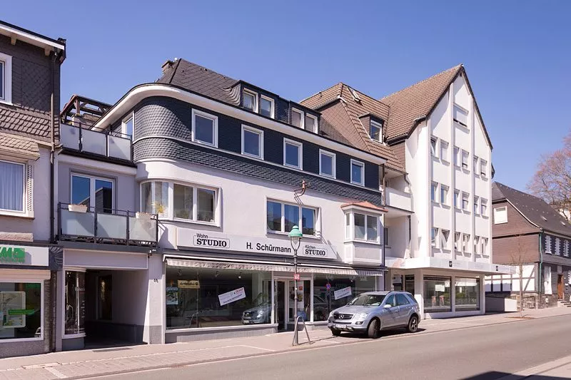 Volksbank immoXperten GmbH & Co. KG - Immobilienangebot - 57462 Olpe - Olpe-Ort - Anlage-/Investmentobjekte - Gepflegtes Wohn- und Geschäftshaus mitten in der Olper City!