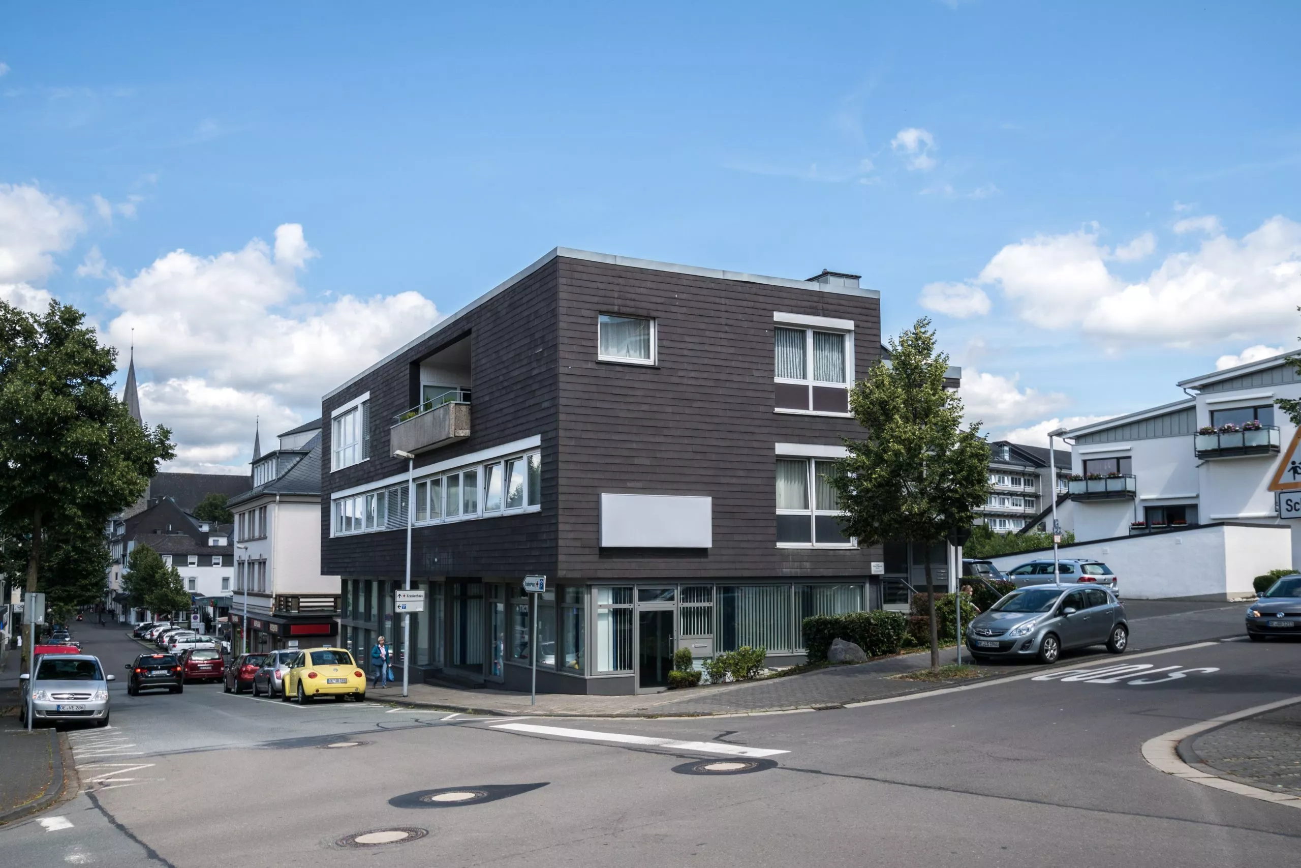 Volksbank immoXperten GmbH & Co. KG - Immobilienangebot - 57462 Olpe - Olpe-Ort - Wohn- u. Geschäftsgebäude - Attraktives Ladenlokal Nähe Olper Krankenhaus!