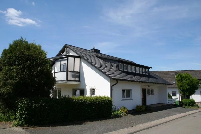 Volksbank immoXperten GmbH & Co. KG - Immobilienangebot - 57482 Wenden - Rothemühle - Häuser - Großzügiges Wohnen für alle Familienmitglieder!