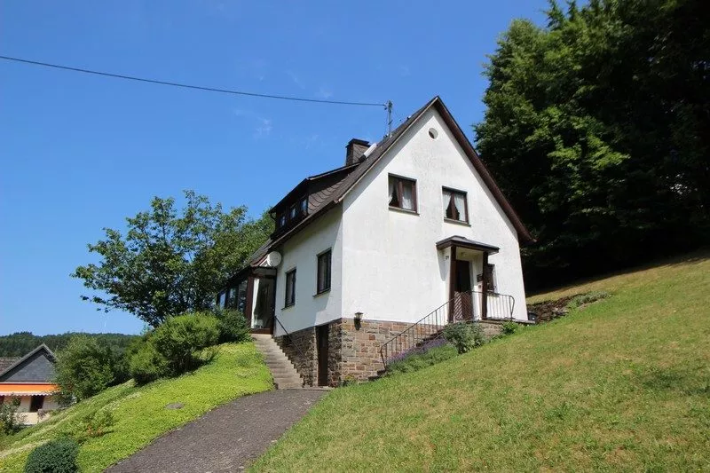 Volksbank immoXperten GmbH & Co. KG - Immobilienangebot - 57368 Lennestadt - Meggen - Einfamilienhaus - *NEU*: Gemütlich und gepflegt - Familienwohnhaus in Meggen!