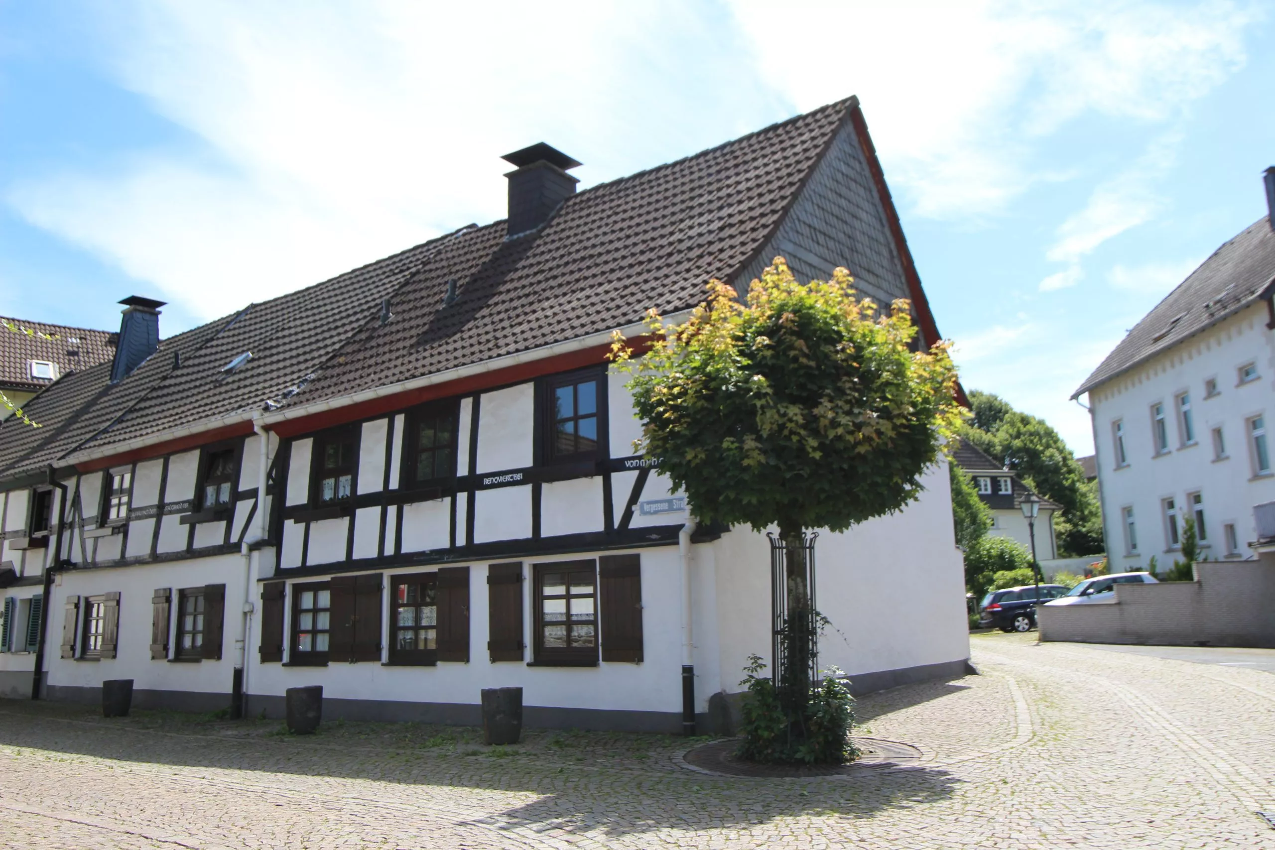 Volksbank immoXperten GmbH & Co. KG - Immobilienangebot - 57439 Attendorn - Attendorn-Ort - Häuser - *NEU*: Einzigartige Gelegenheit in Attendorner Kernstadtlage: Historischen Wohnflair zeitgemäß genießen!