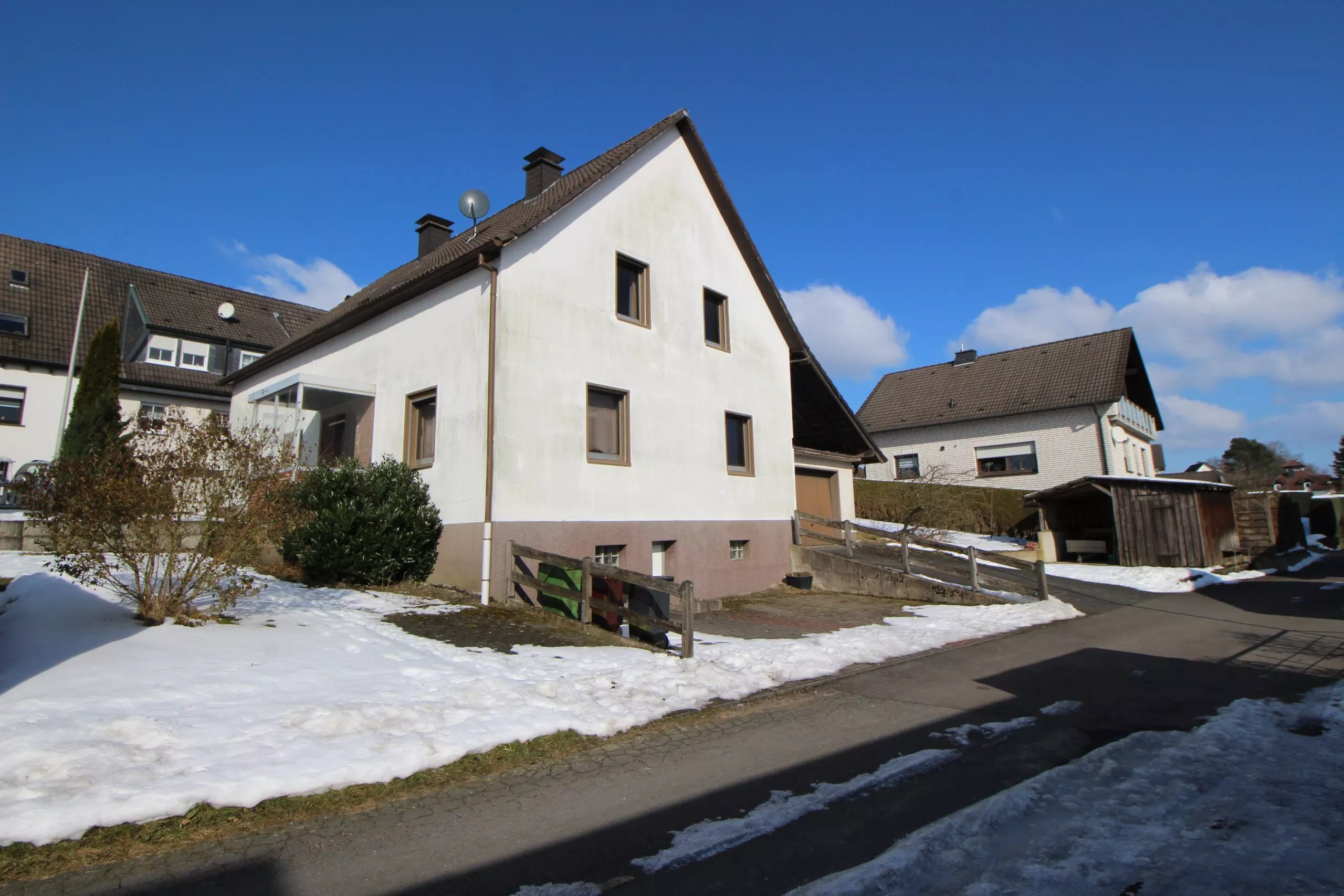 Volksbank immoXperten GmbH & Co. KG - Immobilienangebot - 57439 Attendorn - Windhausen - Häuser - +++NEU+++Aus Alt mach Neu - Einfamilienhaus in Attendorn!