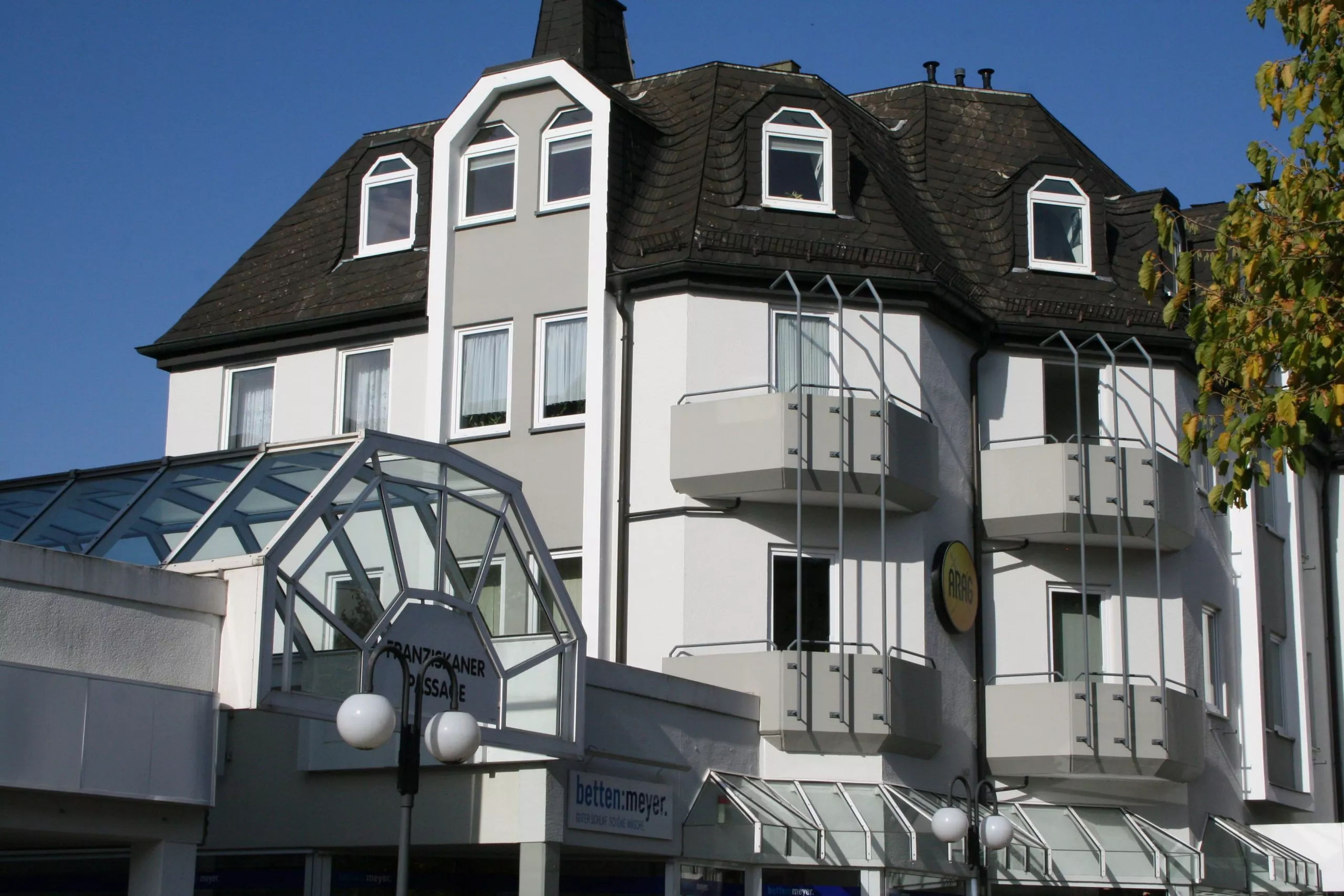 Volksbank immoXperten GmbH & Co. KG - Immobilienangebot - 57462 Olpe - Olpe-Ort - Wohnungen - Zentrale Dachgeschosswohnung mit Aufzug zu vermieten!