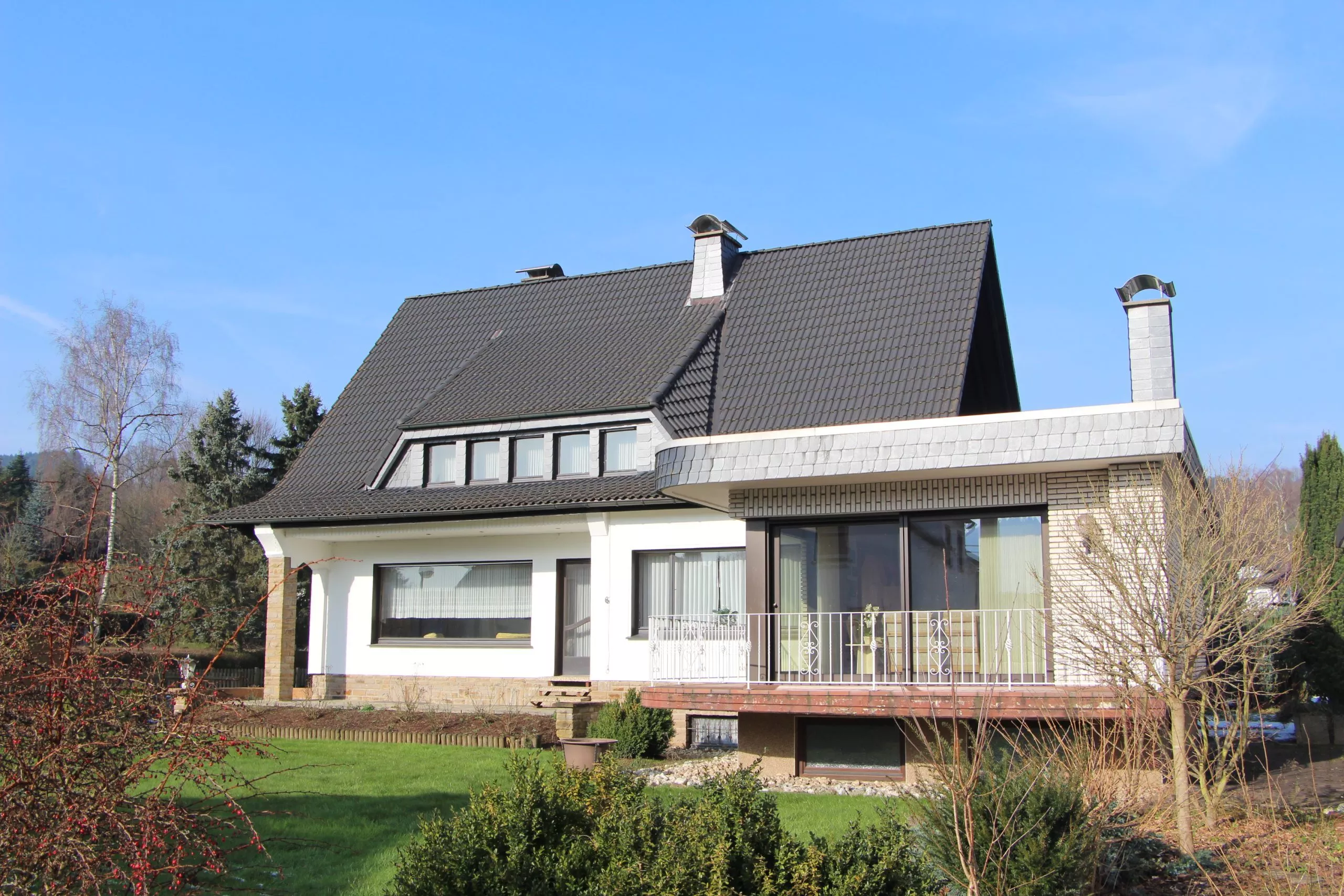 Volksbank immoXperten GmbH & Co. KG - Immobilienangebot - 57413 Finnentrop - Frettertal - Einfamilienhaus - Großzügigkeit mit Charme in Finnentrop - Fretter!