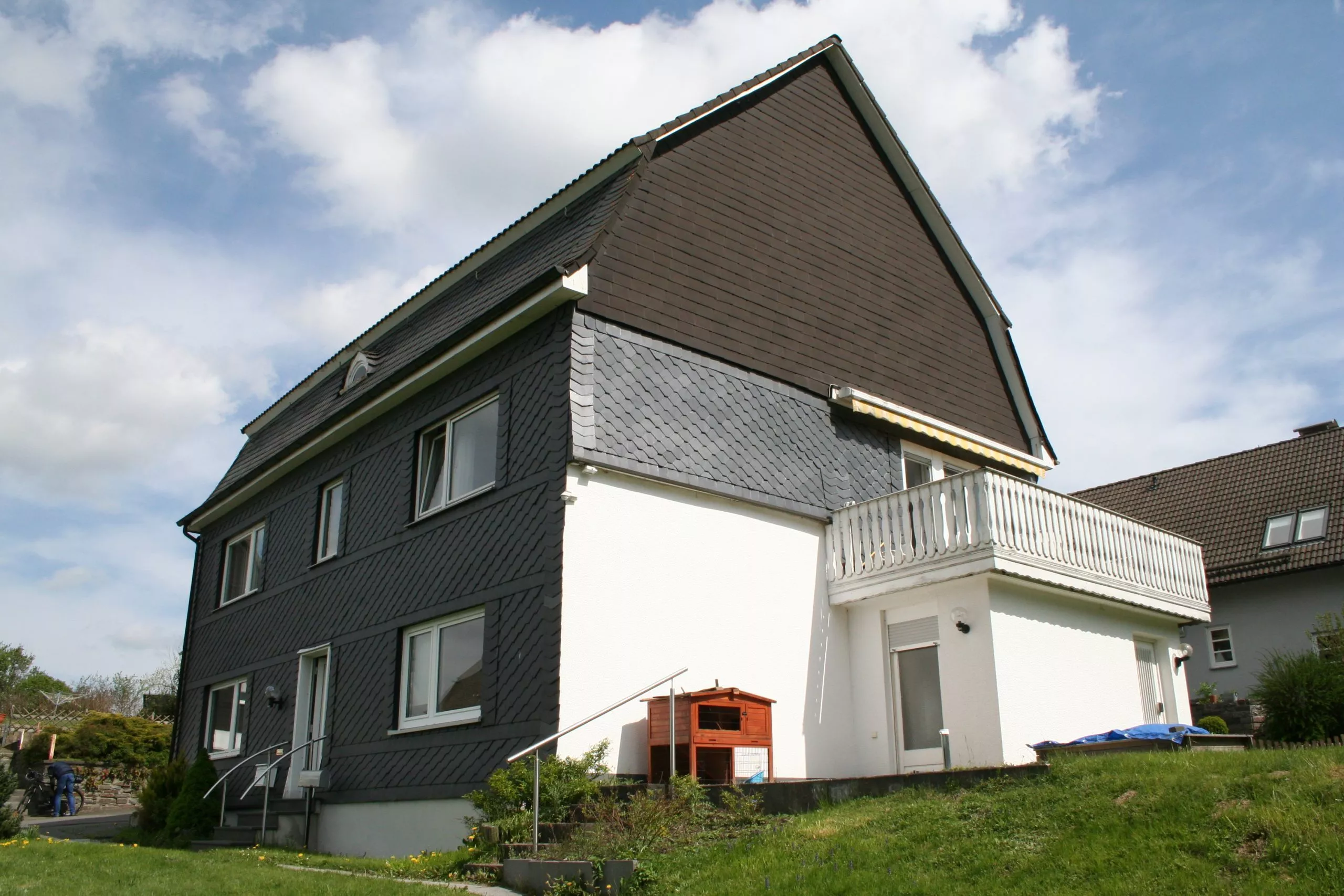 Volksbank immoXperten GmbH & Co. KG - Immobilienangebot - 57482 Wenden - Gerlingen - Häuser - Die Lage macht's! Großes Wohnhaus in Gerlingen!