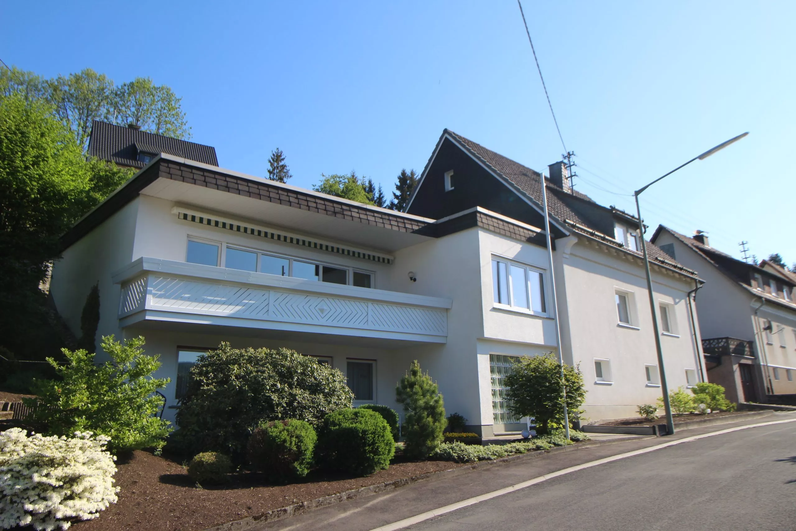 Volksbank immoXperten GmbH & Co. KG - Immobilienangebot - 57368 Lennestadt - Oberelspe/ Oedingen - Einfamilienhaus - +++NEU+++Ankommen und Wohlfühlen! - Gepflegtes Familienwohnhaus in Lennestadt-Ortsteil!