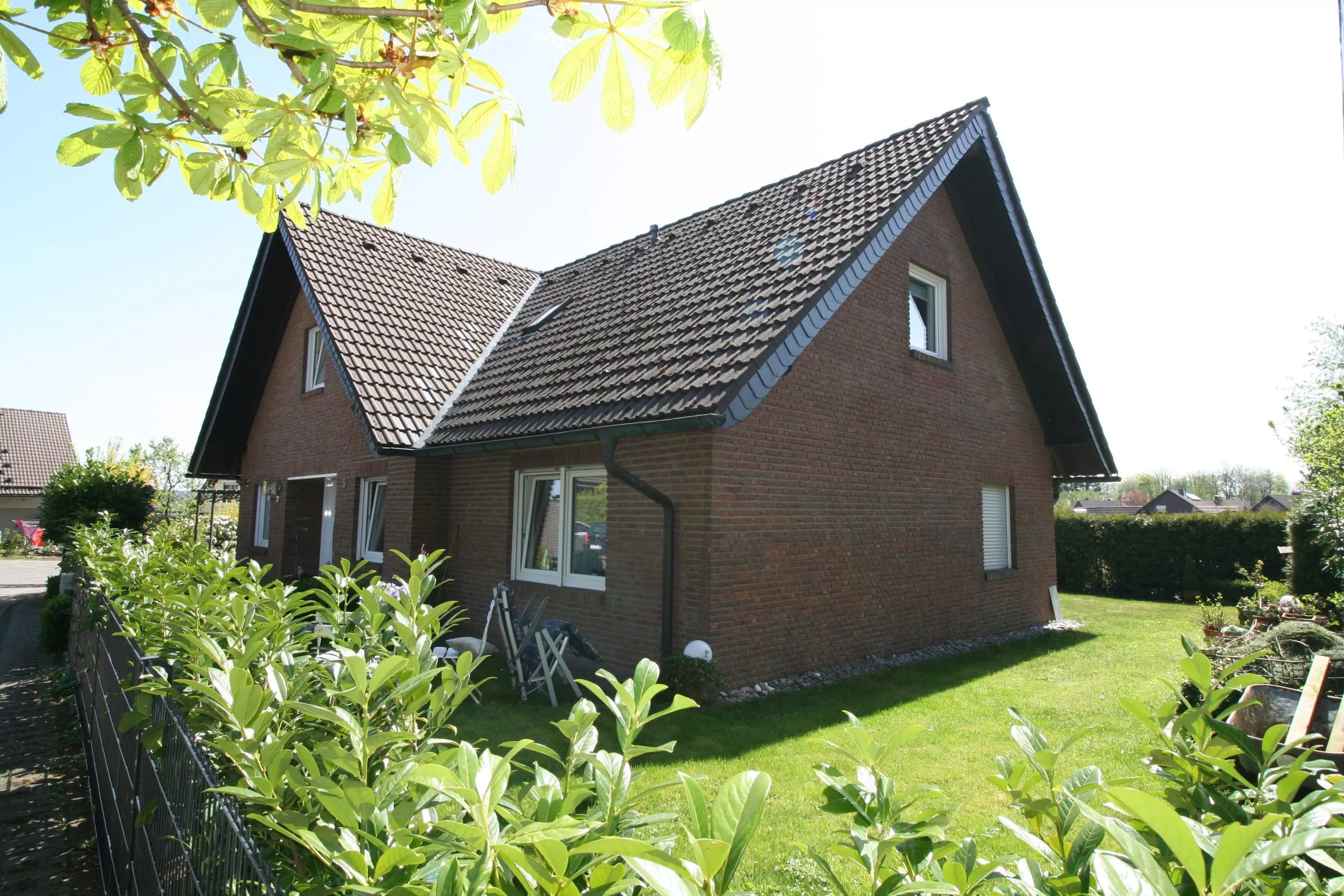 Volksbank immoXperten GmbH & Co. KG - Immobilienangebot - 57462 Olpe - Olpe-Ort - Häuser - Sonne satt! Freistehendes Familienwohnhaus in Olpe!