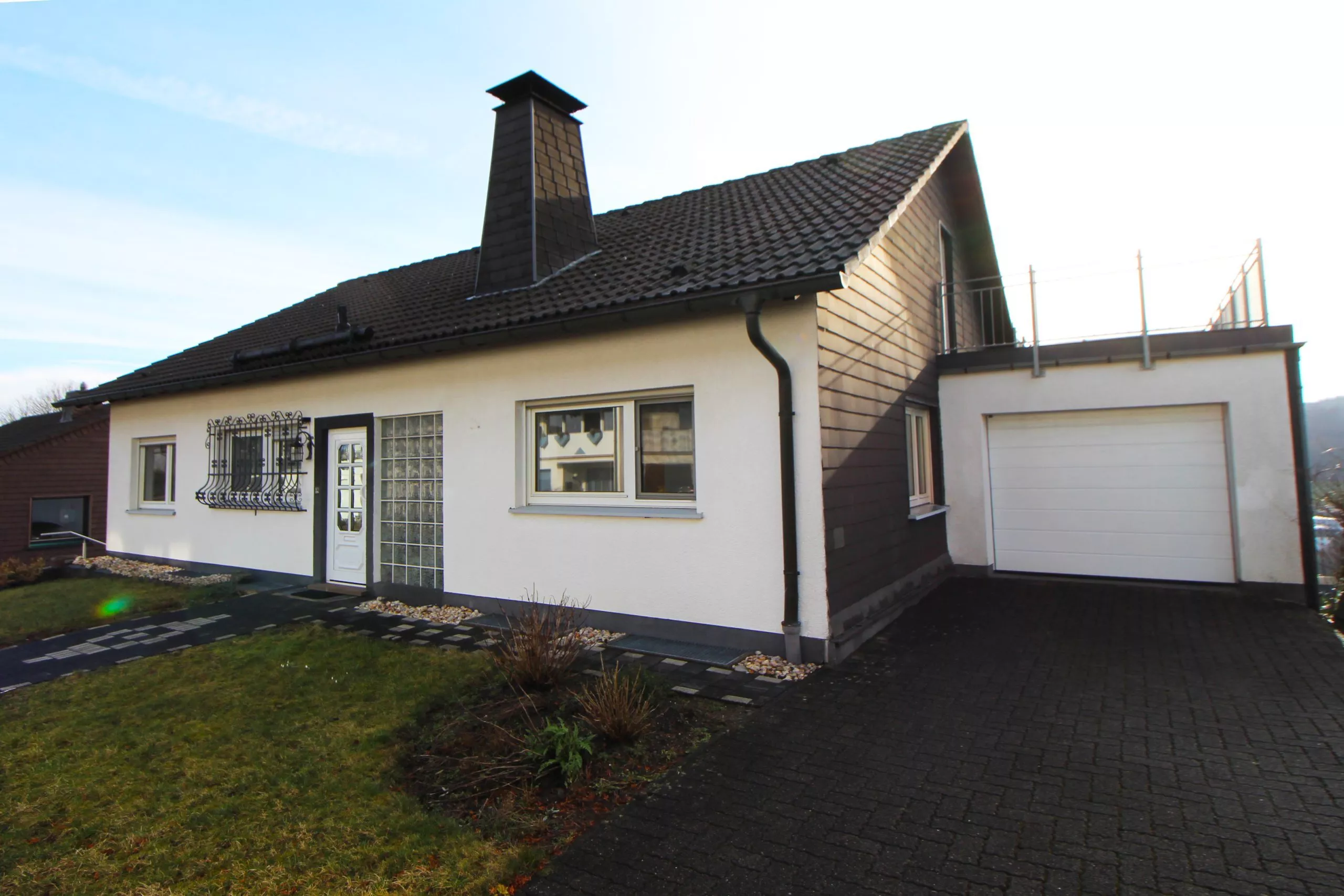 Volksbank immoXperten GmbH & Co. KG - Immobilienangebot - 57462 Olpe - Rüblinghausen - Häuser - Potenzial nutzen! Wohnhaus mit Einliegerwohnung in Olpe-Rüblinghausen!