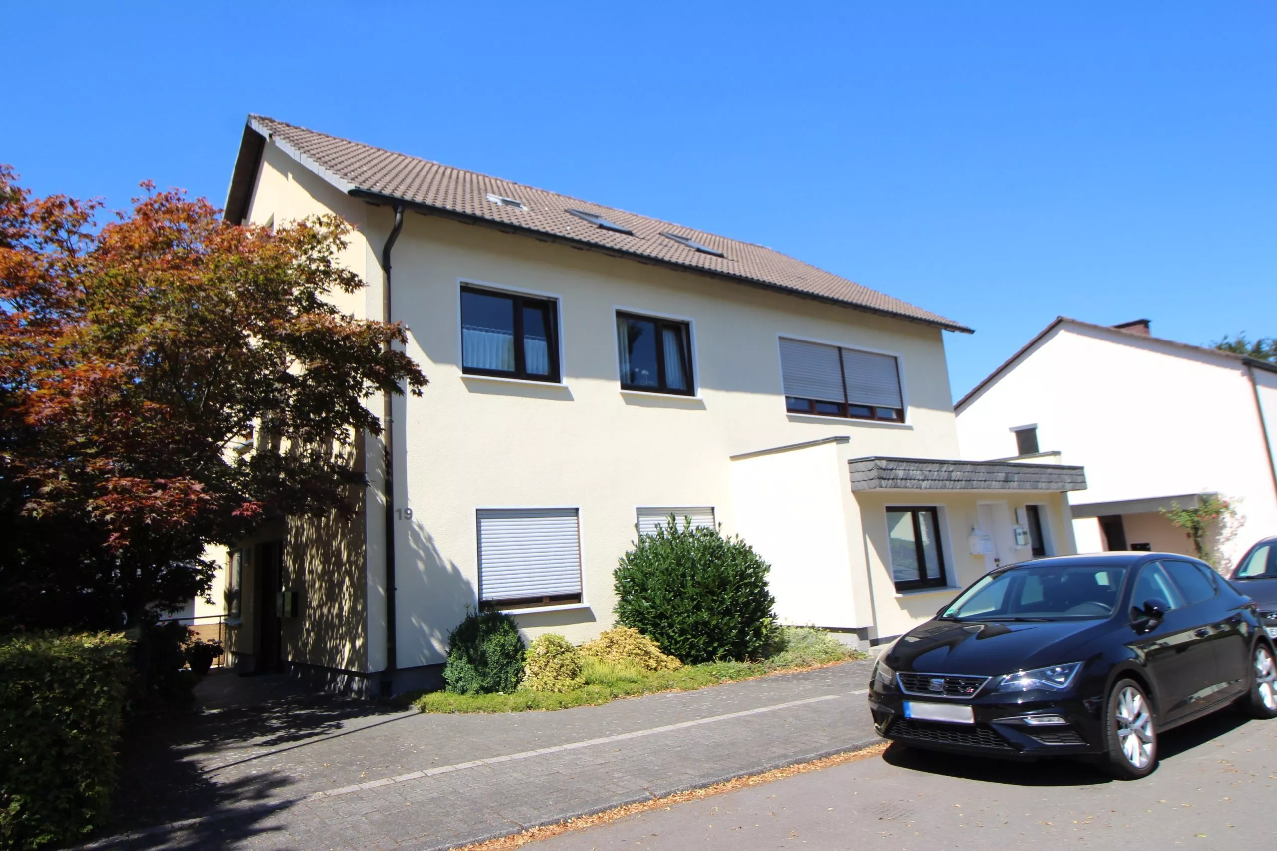 Volksbank immoXperten GmbH & Co. KG - Immobilienangebot - 57462 Olpe - Olpe-Ort - Wohnungen - Frisch renoviert und zentrumsnah! Dachgeschosswohnung in Olpe!