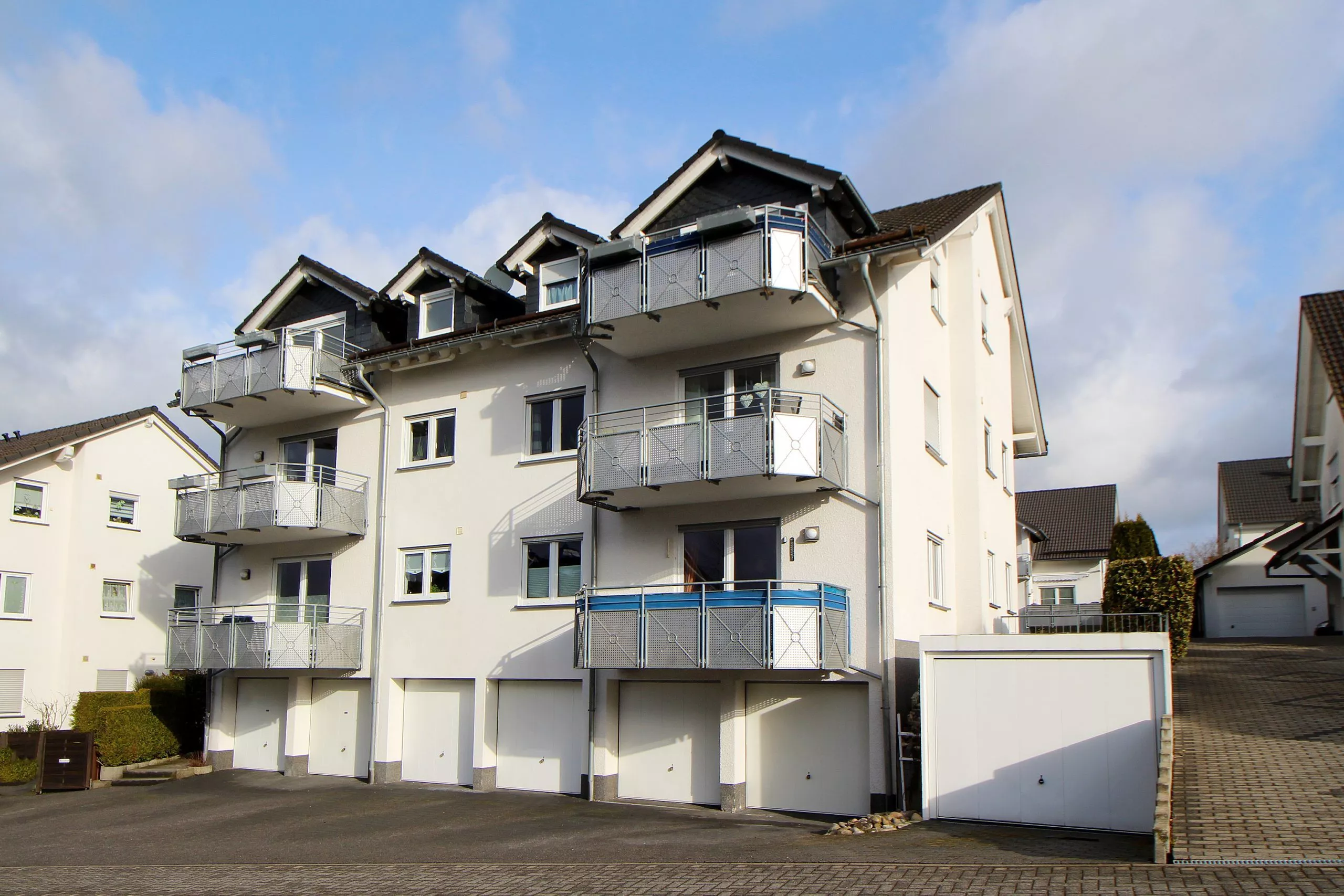 Volksbank immoXperten GmbH & Co. KG - Immobilienangebot - 57439 Attendorn - Attendorn-Ort - Wohnungen - Sonnenbalkon inklusive! Mietwohnung in stadtnaher Lage von Attendorn!