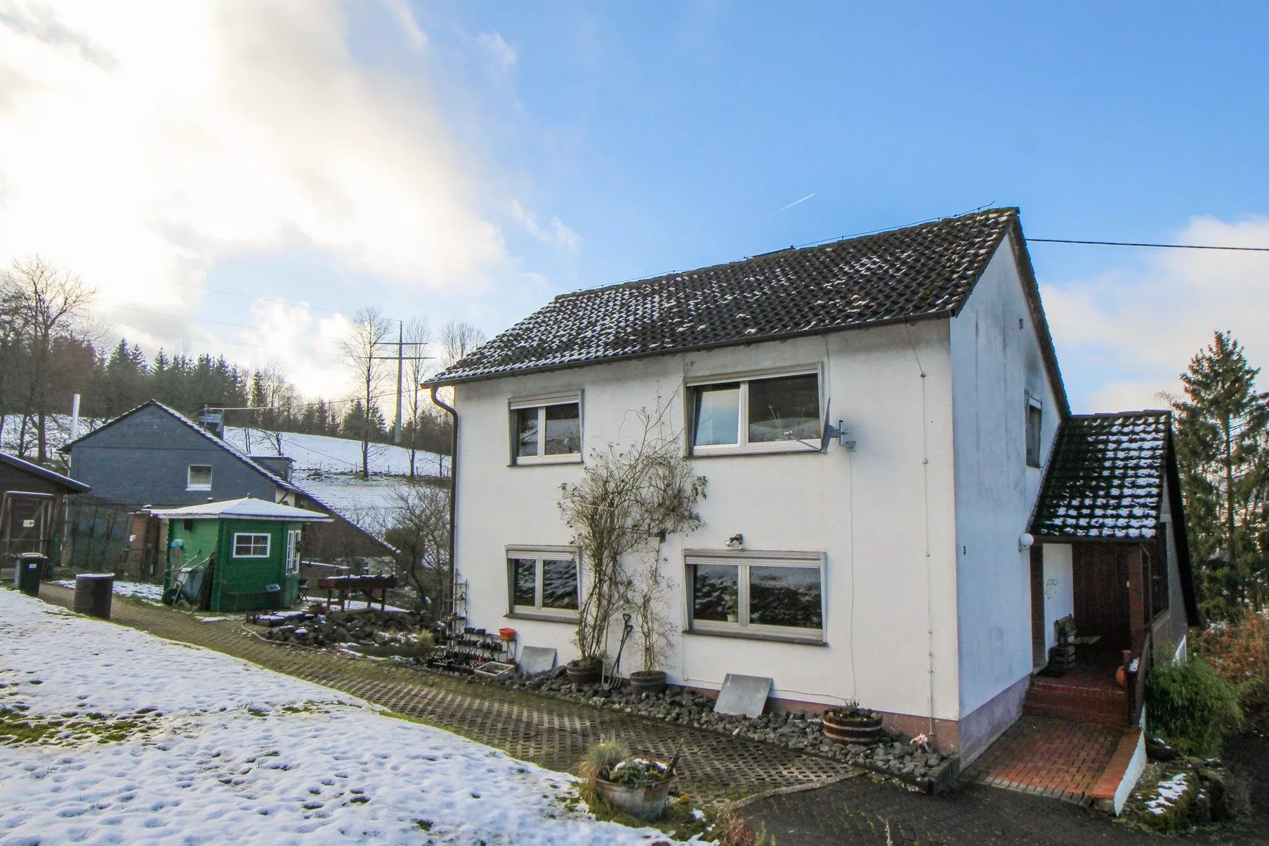 Volksbank immoXperten GmbH & Co. KG - Immobilienangebot - 57399 Kirchhundem - Welschen-Ennest/ Rahrbach - Häuser - Anpacken und das eigene Zuhause gestalten - Wohnhaus in Welschen Ennest!