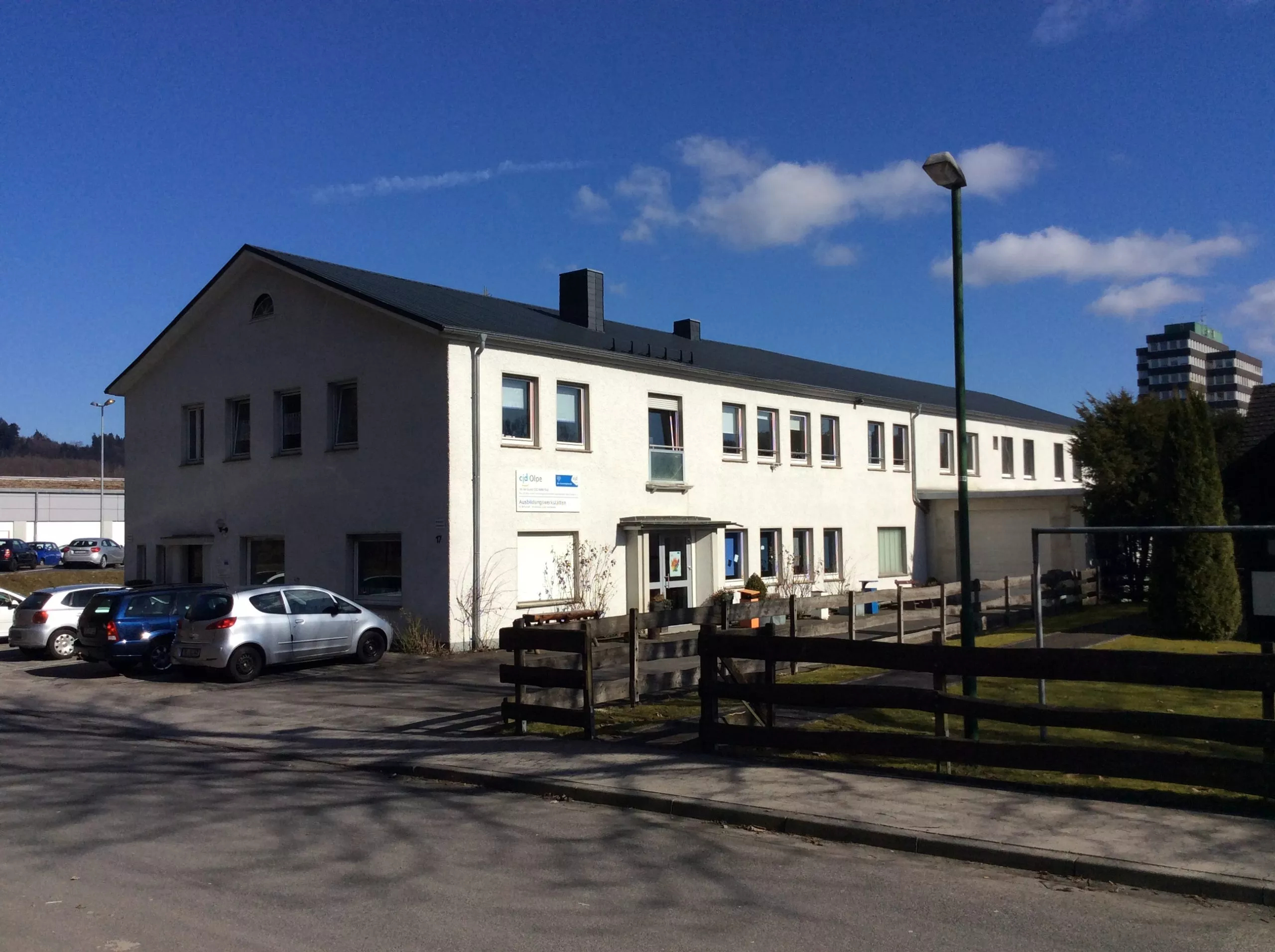 Volksbank immoXperten GmbH & Co. KG - Immobilienangebot - 57462 Olpe - Olpe-Ort - Läden/SB-Märkte - Gewerbeliegenschaft zur Miete in Olpe!