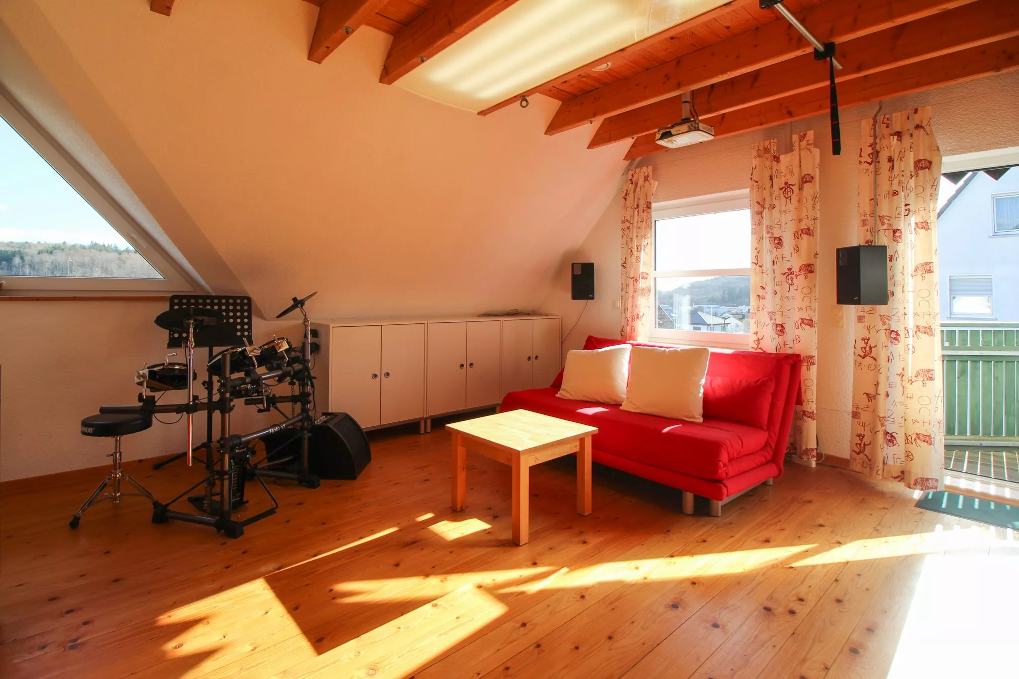 Volksbank immoXperten GmbH & Co. KG - Immobilienangebot - 57462 Olpe - Rüblinghausen - Häuser - Viel Platz zum Wohlfühlen! Gepflegtes Familienwohnhaus mit Einliegerwohnung in Rüblinghausen!