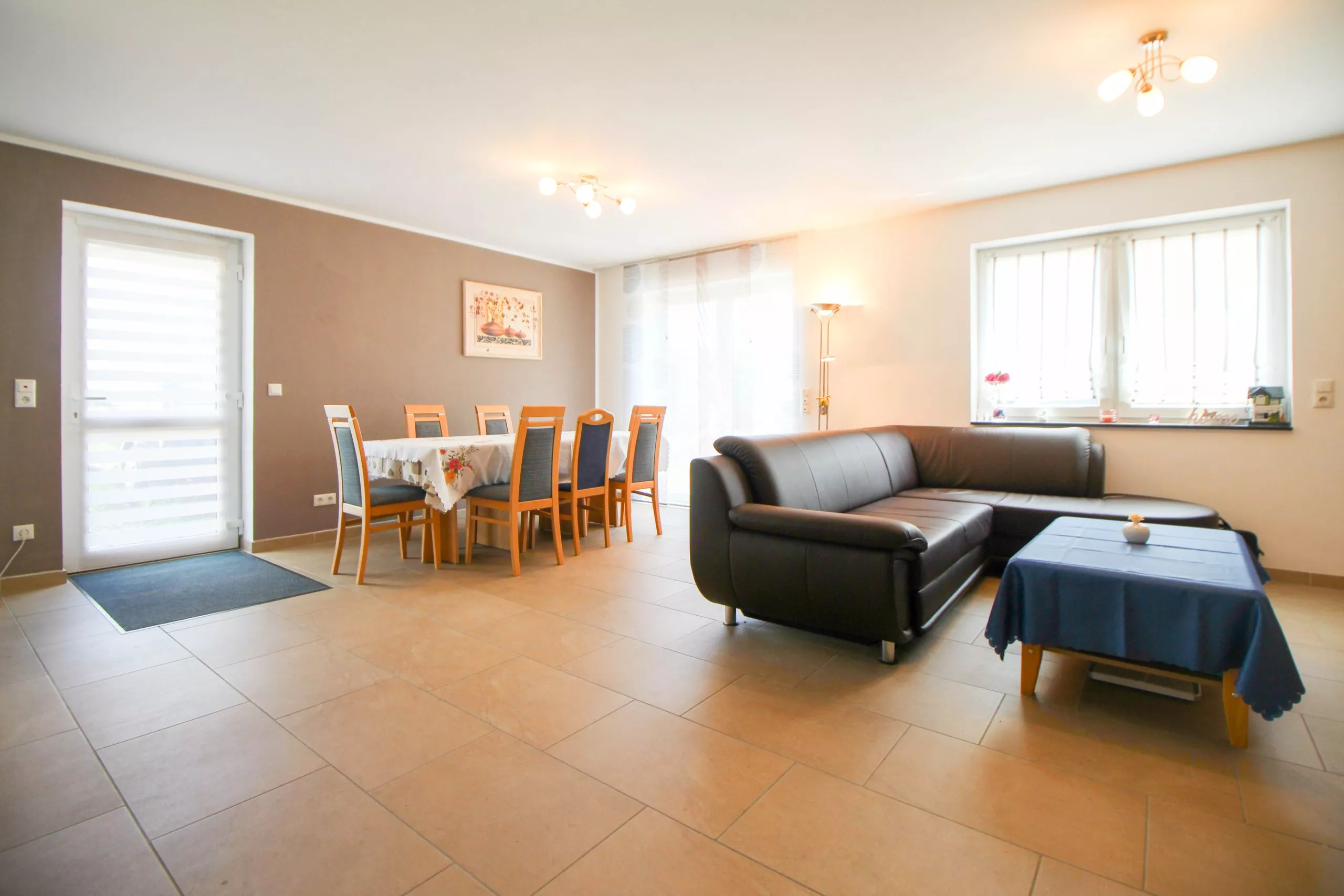 Volksbank immoXperten GmbH & Co. KG - Immobilienangebot - 57439 Attendorn - Biekhofen - Wohnungen - Wohnen wie im eigenen Haus! - Maisonettewohnung in Attendorn-Biekhofen!
