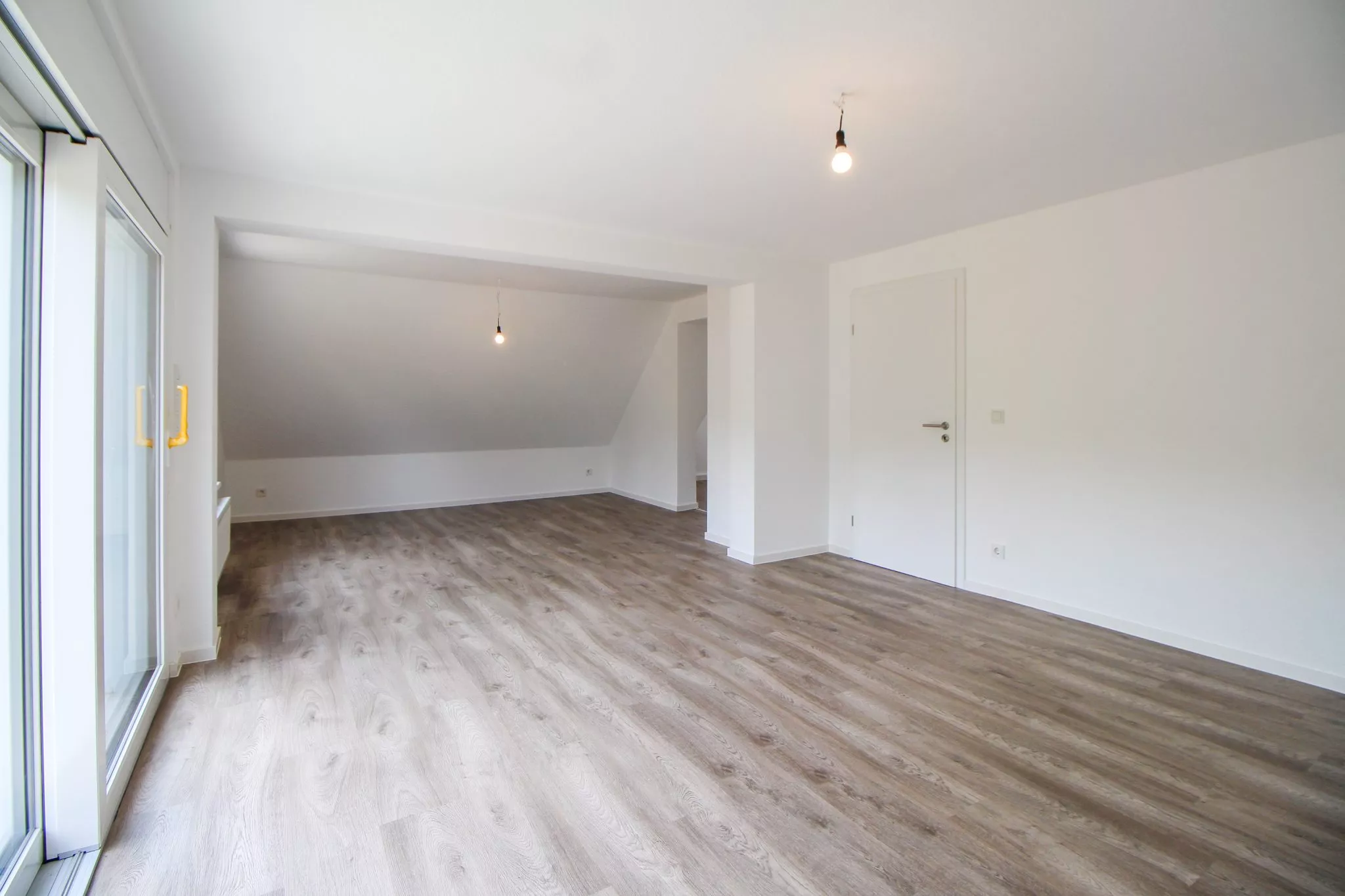 Volksbank immoXperten GmbH & Co. KG - Immobilienangebot - 57462 Olpe - Olpe-Ort - Wohnungen - Wie im Eigenheim! - Top renovierte Maisonettewohnung am Kimicker Berg!