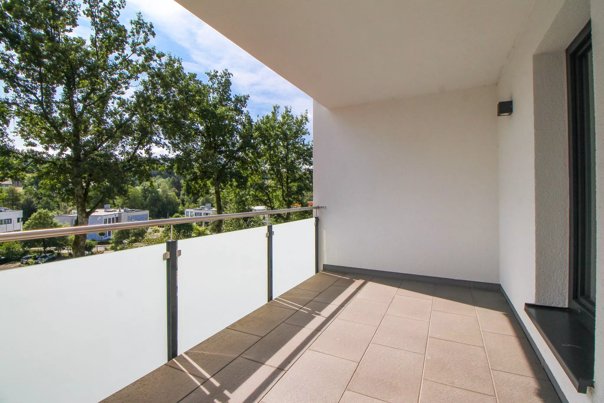 Volksbank immoXperten GmbH & Co. KG - Immobilienangebot - 57462 Olpe - Rüblinghausen - Wohnungen - Komfort pur! - Stilvolle Mietwohnung mit Balkon und Terrasse in Olpe!