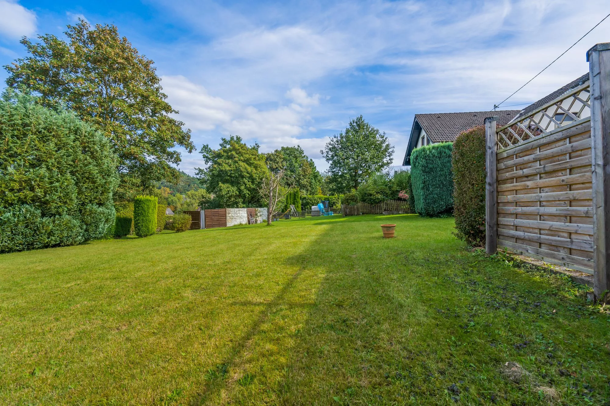Volksbank immoXperten GmbH & Co. KG - Immobilienangebot - 57368 Lennestadt - Grevenbrück - Häuser - Hier heißt es Einziehen und Wohlfühlen! - Einfamilienhaus mit sonnigem Gartengrundstück!
