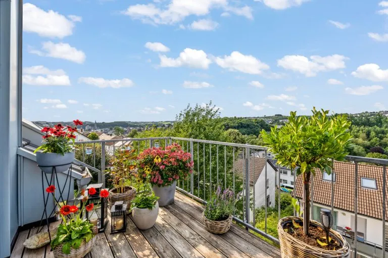 Immobilienangebot - Olpe - Alle - "An der Eichhardt": Exklusives Wohngefühl mit Weitblick!