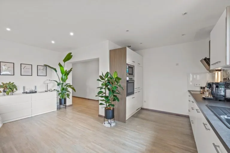 Immobilienangebot - Olpe - Alle - Wohnen vom Feinsten - Neuwertige Gartenwohnung mit eigenem Eingang!