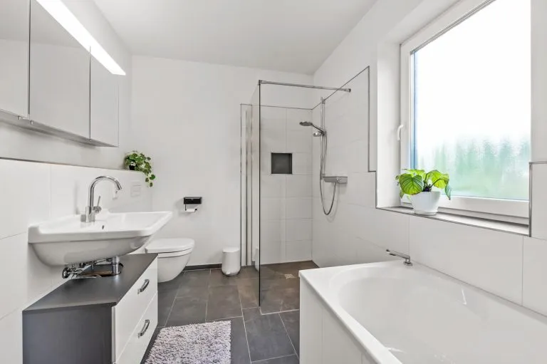 Immobilienangebot - Olpe - Alle - Wohnen vom Feinsten - Neuwertige Gartenwohnung mit eigenem Eingang!