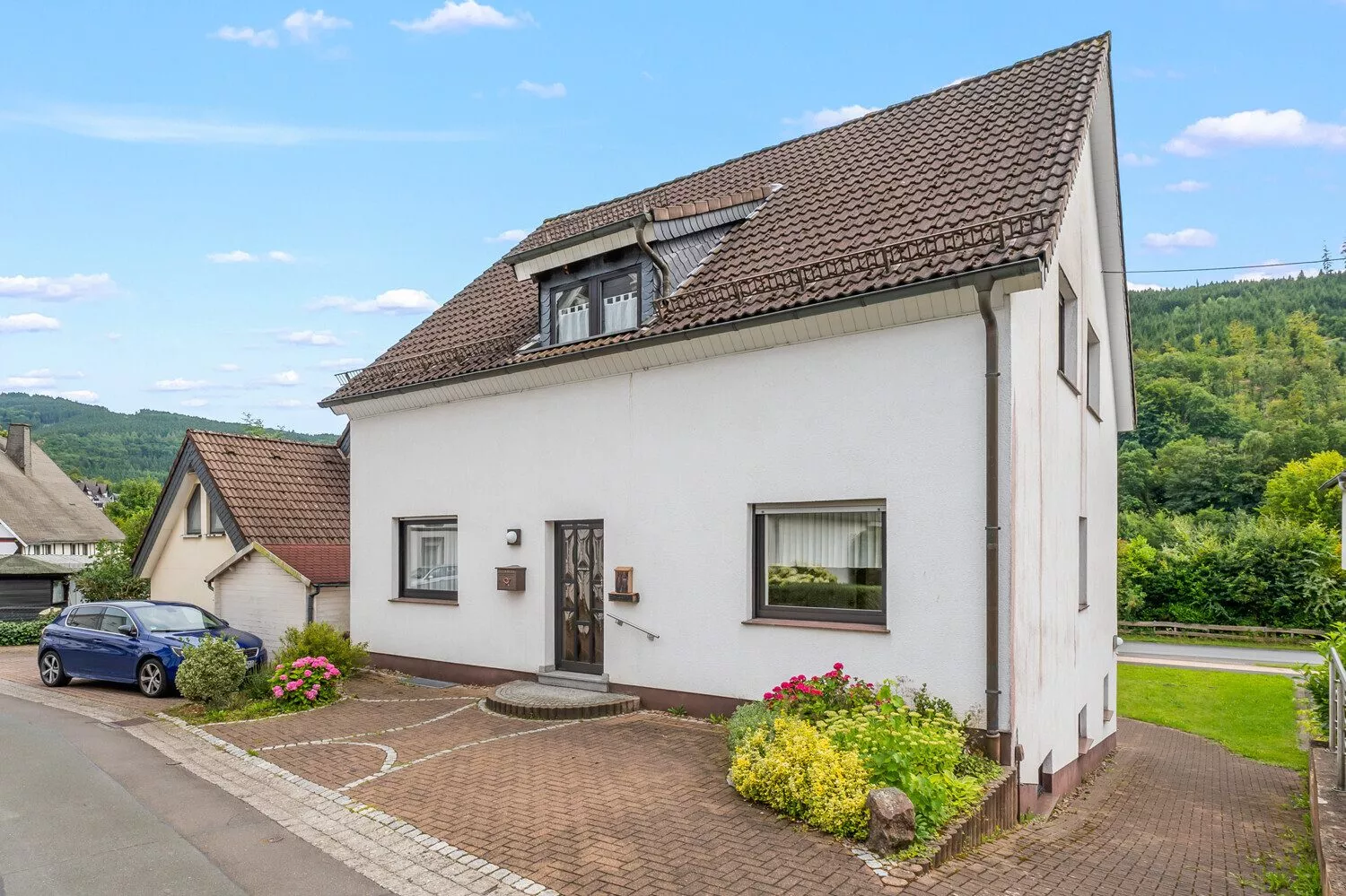 Immobilienangebot - Lennestadt - Alle - Einziehen & Gestalten – Neues Zuhause mit Charakter!