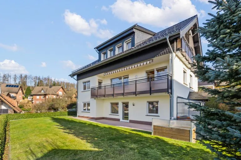 Immobilienangebot - Wenden - Alle - Familiendomizil mit Panoramablick in Gerlingen!