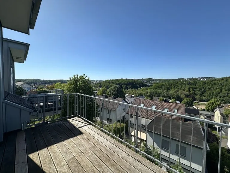 Immobilienangebot - Olpe - Alle - Sofort verfügbar - Neuwertige Maisonettewohnung über den Dächern der Stadt!