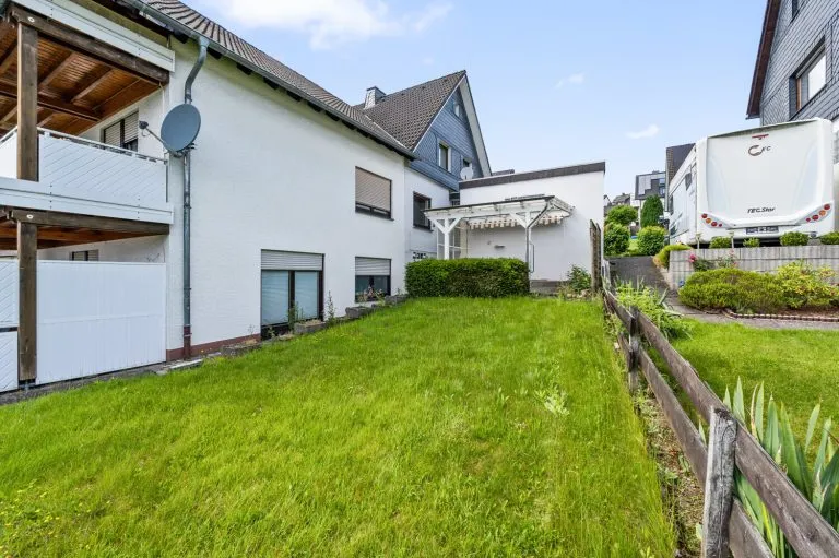 Immobilienangebot - Wenden - Alle - Familienfreundliche Haushälfte in ruhiger Lage von Gerlingen!