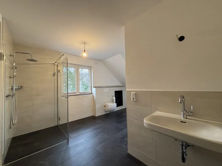 Immobilienangebot - Alle - Exklusive Dachgeschosswohnung mit traumhaftem Weitblick!
